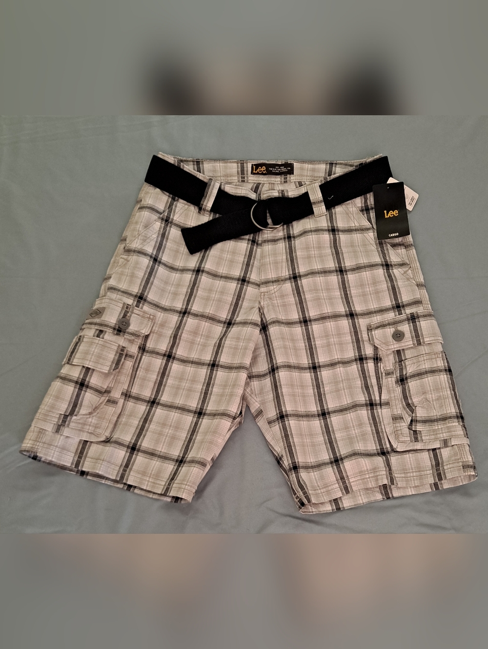 Lee Beige and Black Plaid Cargo Shorts with Black Web Belt Size 30